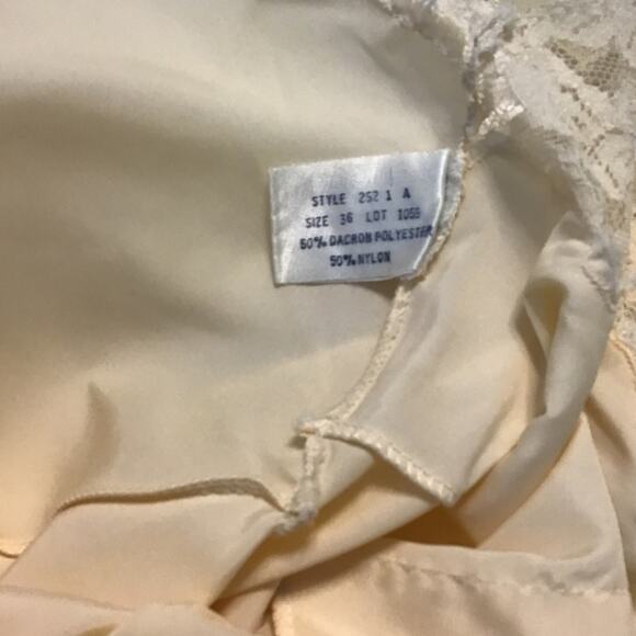 Vintage wonder maid full slip M cream - Picture 3 of 8